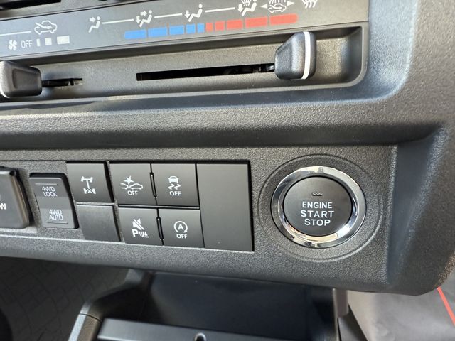 DAIHATSU HIJET TRUCK 4WD 2026 Image 31