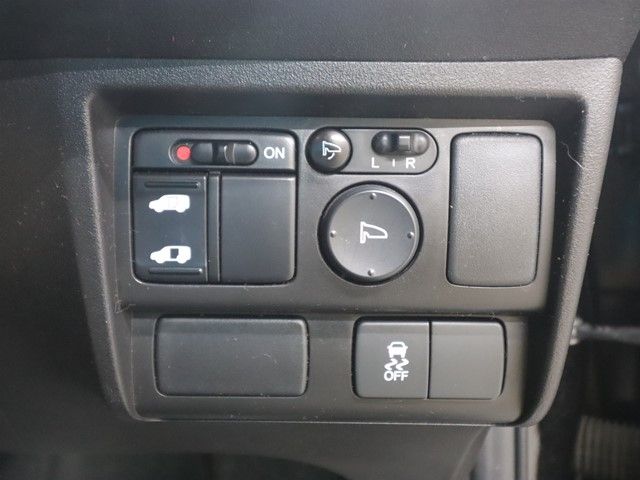 HONDA FREED 2015 Image 31