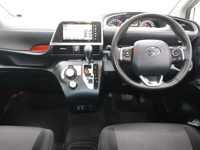 TOYOTA SIENTA 2018 Image 31