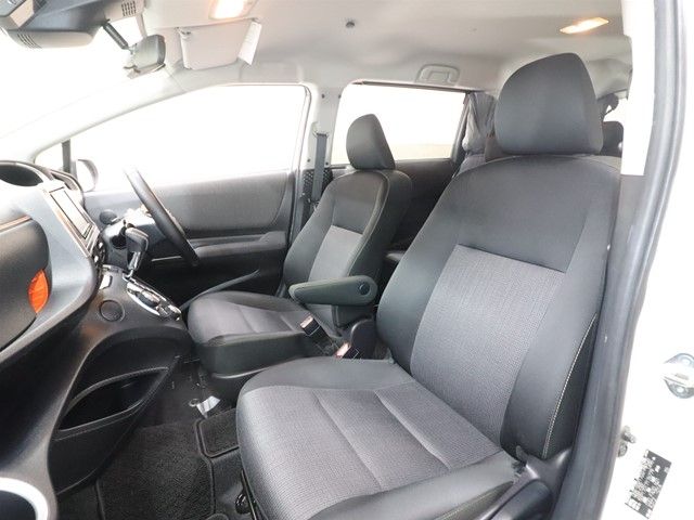 TOYOTA SIENTA 2018 Image 31