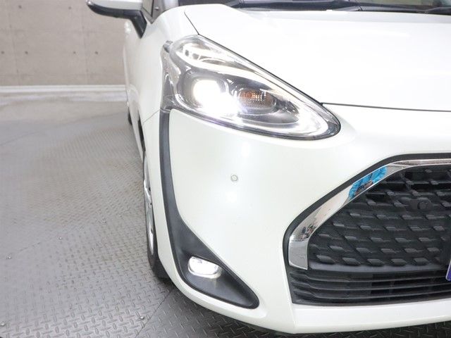 TOYOTA SIENTA 2018 Image 31