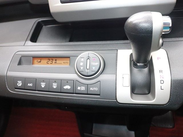 HONDA FREED 2014 Image 31