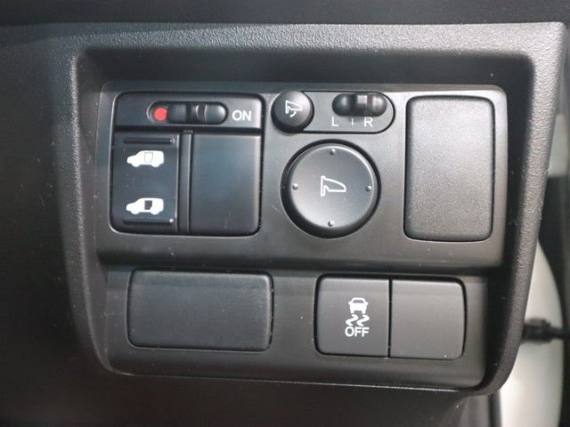 HONDA FREED 2014 Image 31