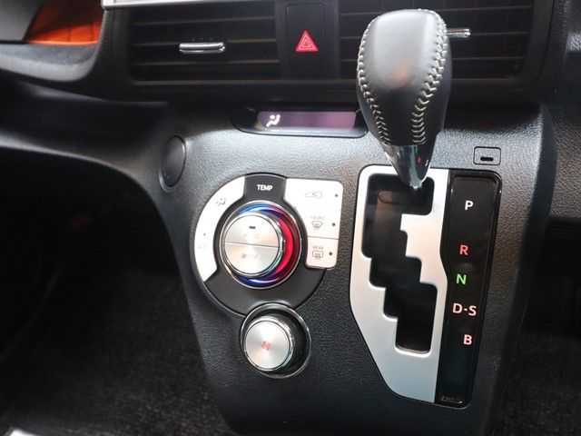 TOYOTA SIENTA 2020 Image 31