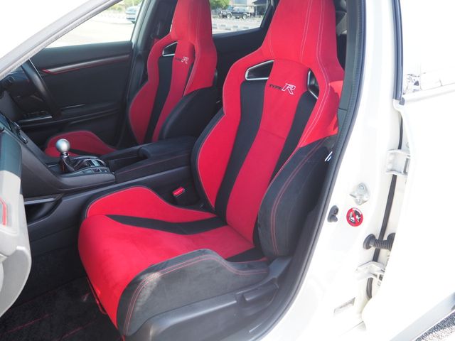 HONDA CIVIC HATCHBACK 2018 Image 31