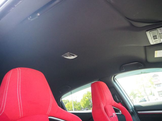 HONDA CIVIC HATCHBACK 2018 Image 31