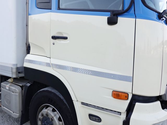 NISSAN DIESEL QUON 2015 Image 31