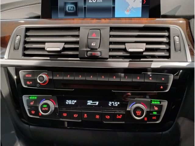 BMW 3SERIES SEDAN 2018 Image 31