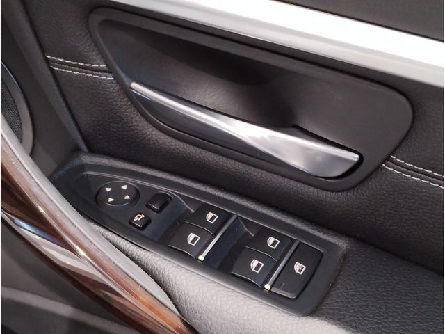 BMW 3SERIES SEDAN 2018 Image 31