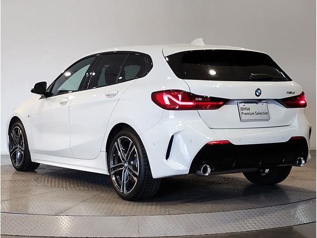 BMW 1SERIES 2021 Image 31