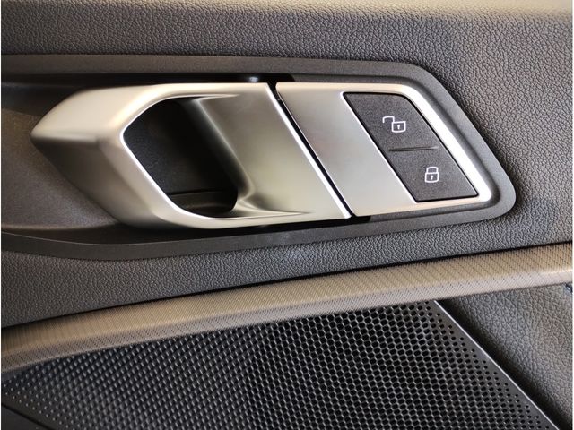 BMW 1SERIES 2021 Image 31