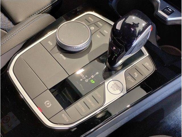 BMW 1SERIES 2021 Image 31