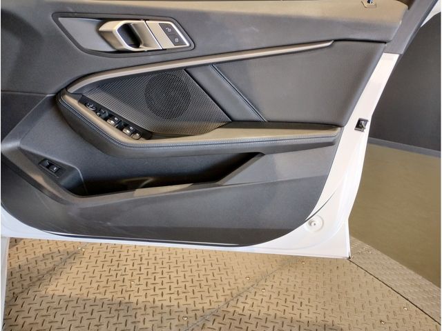 BMW 1SERIES 2021 Image 31