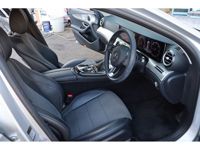 MERCEDES BENZ E CLAS 2018 Image 31