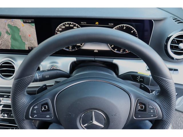 MERCEDES BENZ E CLAS 2018 Image 31