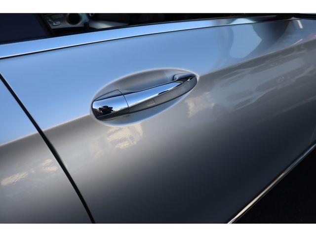 MERCEDES BENZ E CLAS 2018 Image 31