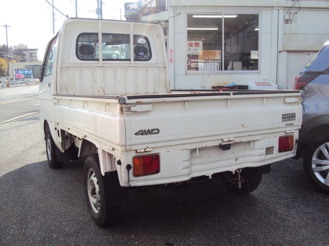 DAIHATSU HIJET TRUCK 4WD 2003 Image 31