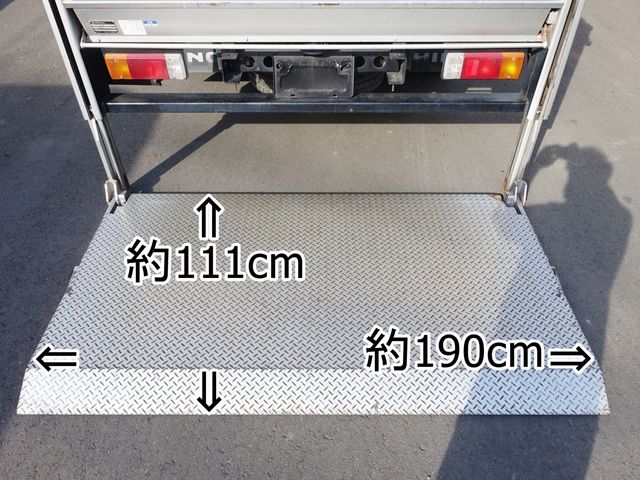 HINO DUTRO 2015 Image 31