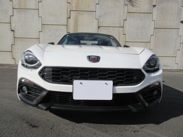 FIAT ABARTH 124 SPIDER 2018 Image 31