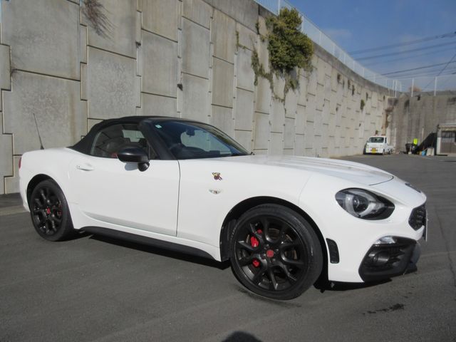FIAT ABARTH 124 SPIDER 2018 Image 31