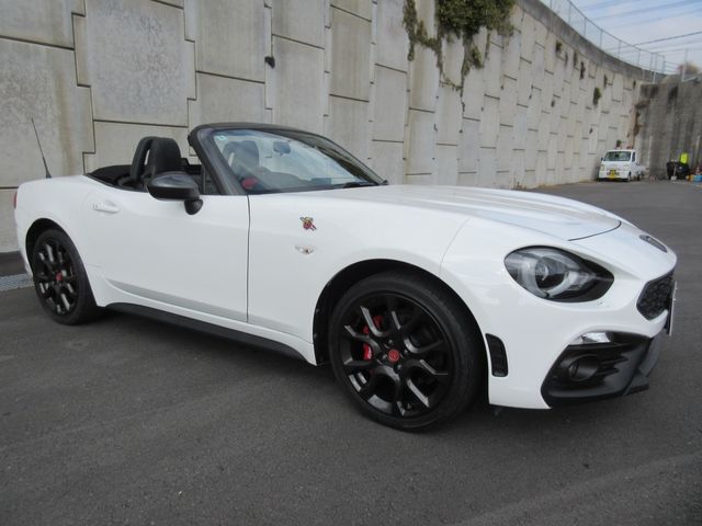 FIAT ABARTH 124 SPIDER 2018 Image 31