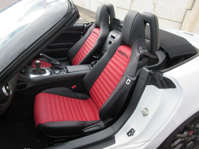 FIAT ABARTH 124 SPIDER 2018 Image 31