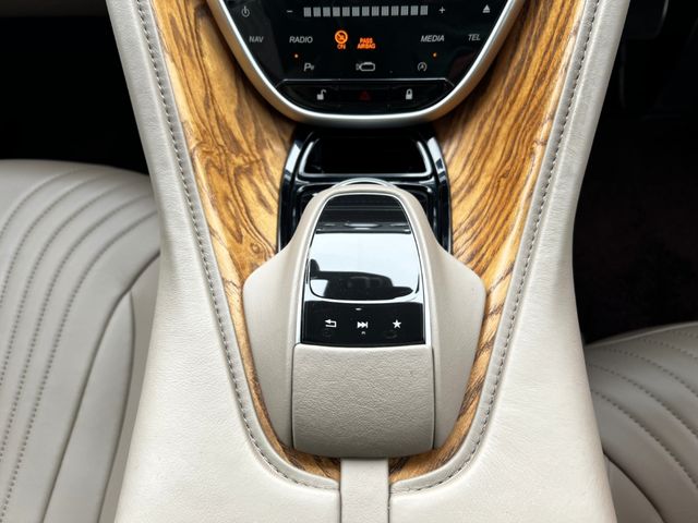 ASTON MARTIN ASTON MARTIN 2017 Image 31