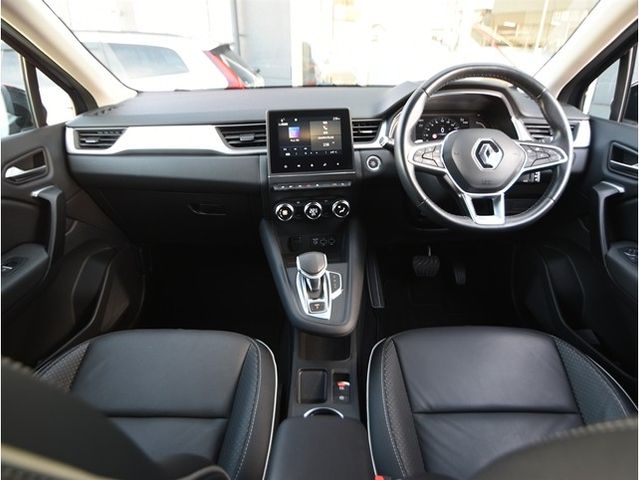 RENAULT CAPTUR 2021 Image 31