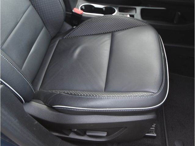 RENAULT CAPTUR 2021 Image 31