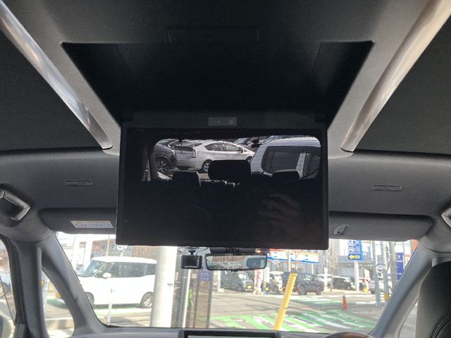 TOYOTA ALPHARD HYBRID 4WD 2024 Image 31