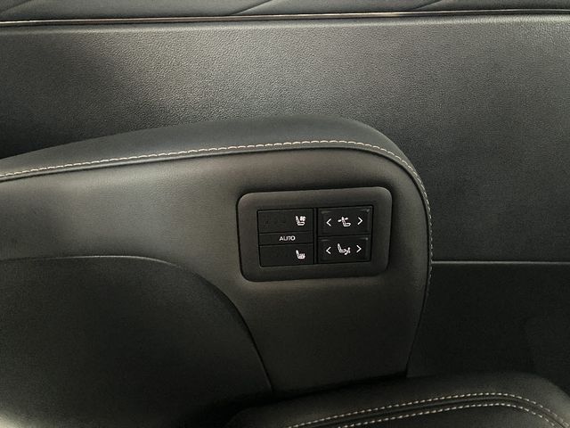 TOYOTA ALPHARD HYBRID 4WD 2024 Image 31