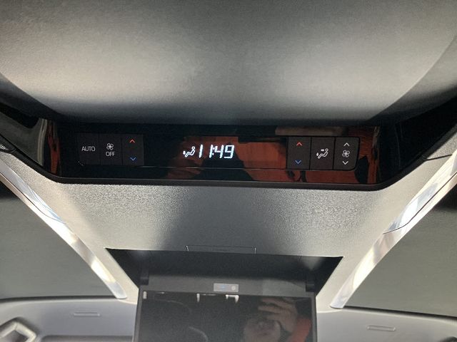 TOYOTA ALPHARD HYBRID 4WD 2024 Image 31