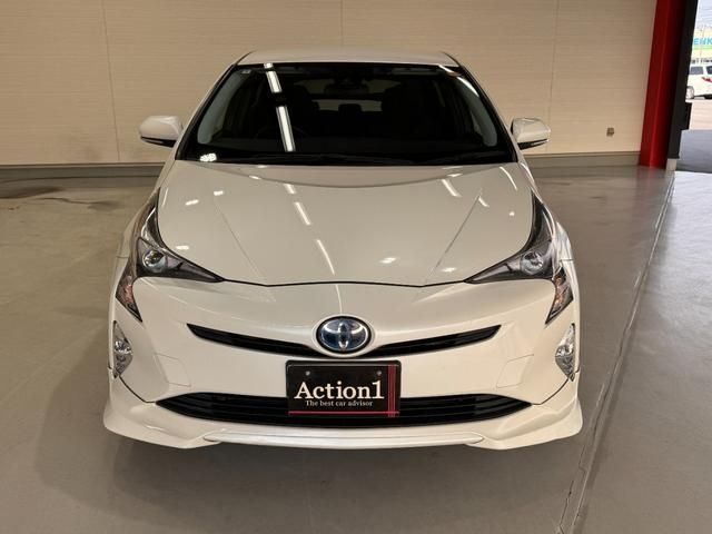 TOYOTA PRIUS 2016 Image 31