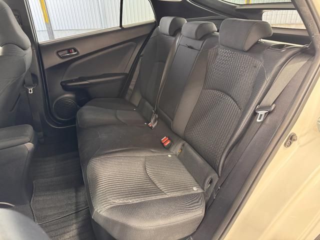 TOYOTA PRIUS 2016 Image 31