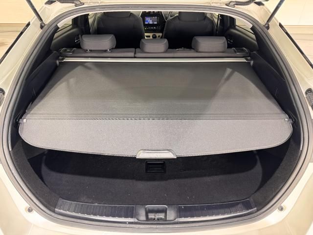 TOYOTA PRIUS 2016 Image 31