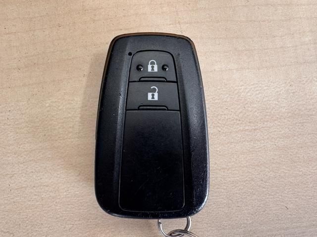 TOYOTA PRIUS 2016 Image 31