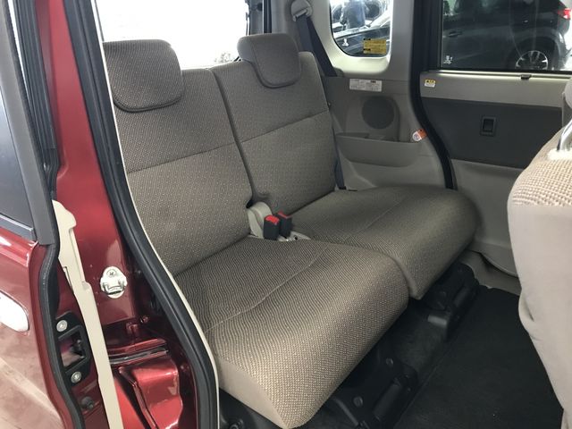 DAIHATSU TANTO 2017 Image 31