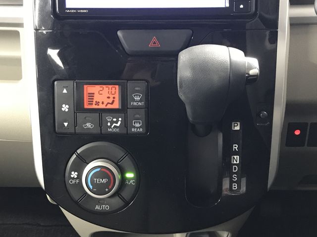 DAIHATSU TANTO 2017 Image 31