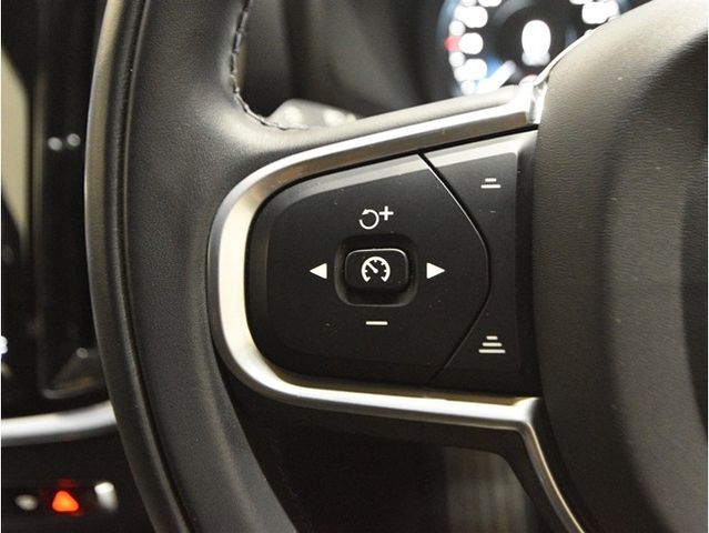 VOLVO V60 2021 Image 31