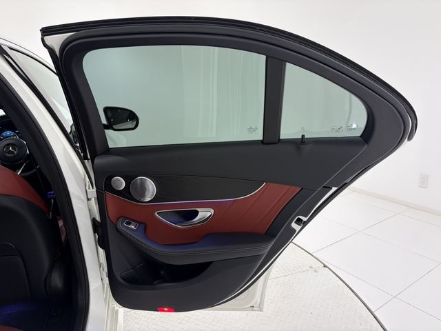 MERCEDES BENZ C CLAS 2020 Image 31