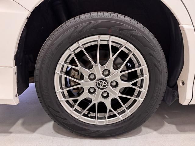 TOYOTA NOAH HYBRID 2019 Image 31