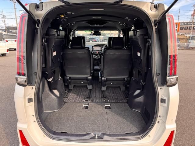 TOYOTA NOAH HYBRID 2019 Image 31