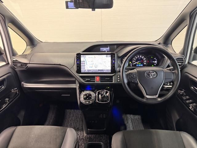 TOYOTA NOAH HYBRID 2019 Image 31