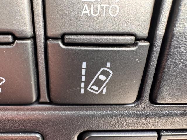 TOYOTA NOAH HYBRID 2019 Image 31