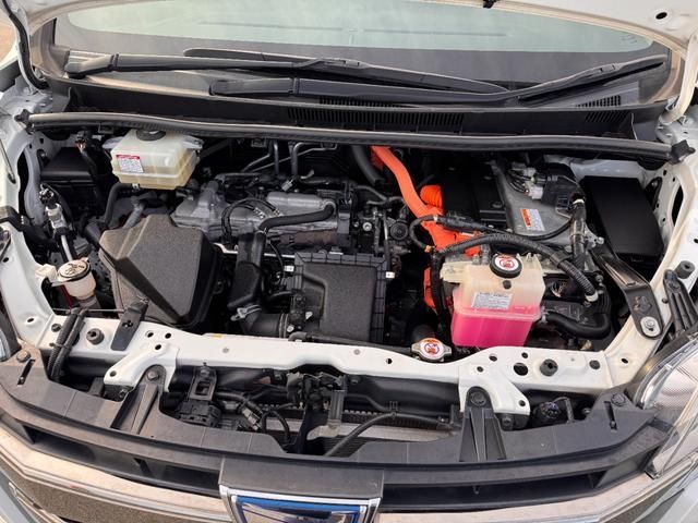 TOYOTA NOAH HYBRID 2019 Image 31