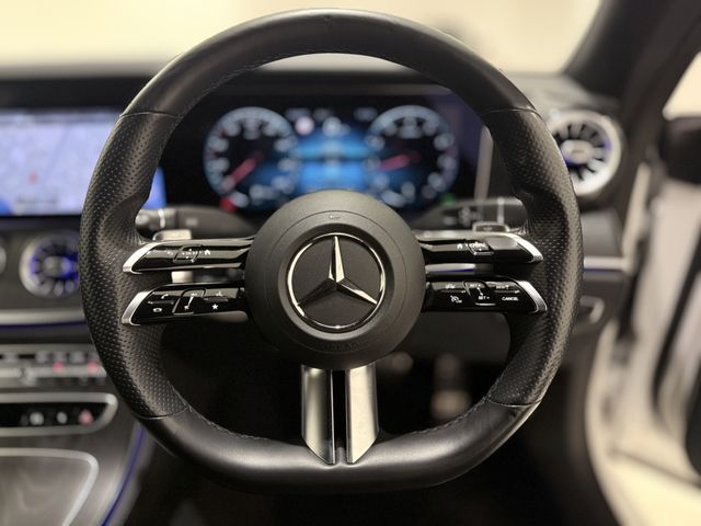 MERCEDES BENZ E CLAS 2022 Image 31