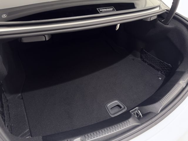 MERCEDES BENZ E CLAS 2022 Image 31