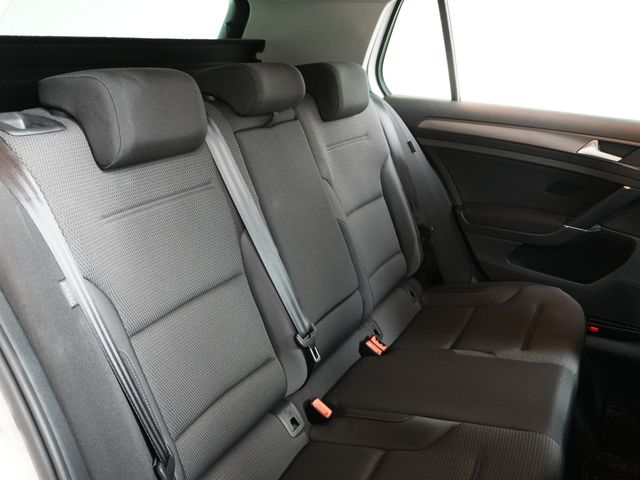 VOLKSWAGEN GOLF 2019 Image 31