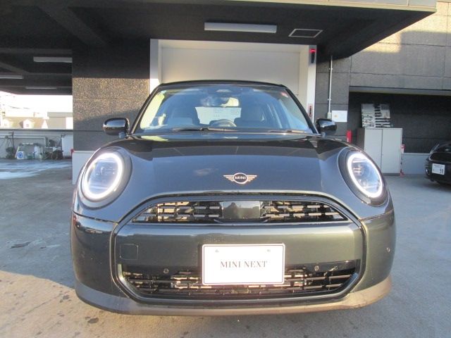 BMW MINI COOPER 5DOOR 2025 Image 31
