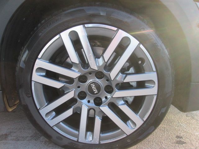 BMW MINI COOPER 5DOOR 2025 Image 31